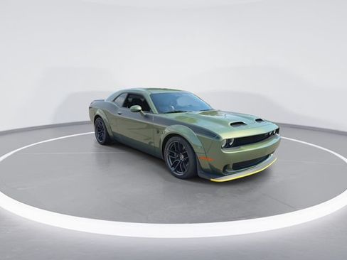 Used 2023 Dodge Challenger SRT Hellcat RWD image 2
