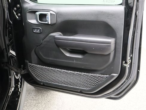 Used 2021 Jeep Wrangler Unlimited Sport w/ Sun And Sound Package AWD/4WD image 35