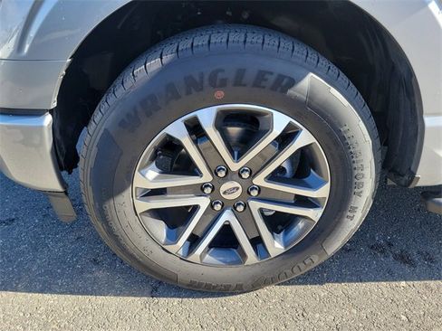 Certified 2022 Ford F150 XL w/ STX Appearance Package image 31