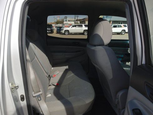 Used 2013 Toyota Tacoma 4x4 Double Cab w/ SR5 Pkg image 26