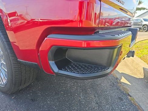 Used 2024 Chevrolet Silverado 1500 High Country AWD/4WD image 17