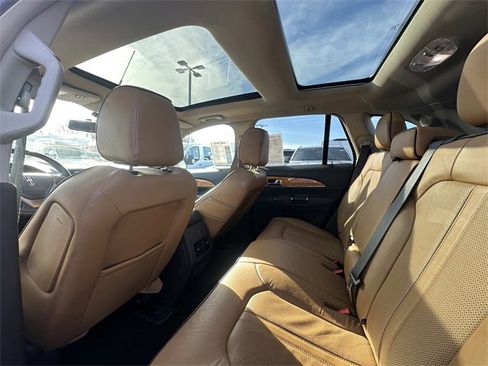 Used 2015 Lincoln MKX AWD w/ Equipment Group 102A image 18