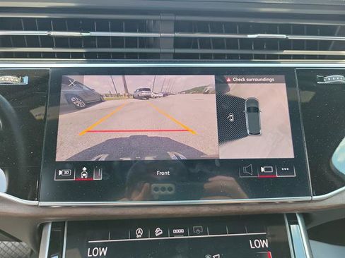 Used 2025 Audi Q7 3.0T Premium Plus AWD/4WD image 11