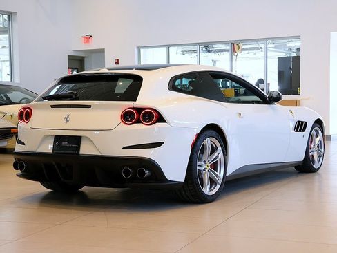 Certified 2018 Ferrari GTC4Lusso V12 image 55