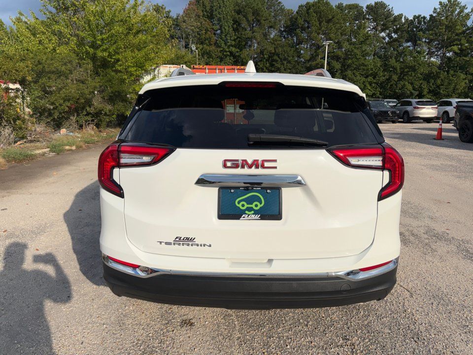 Used 2024 GMC Terrain SLT FWD image 14