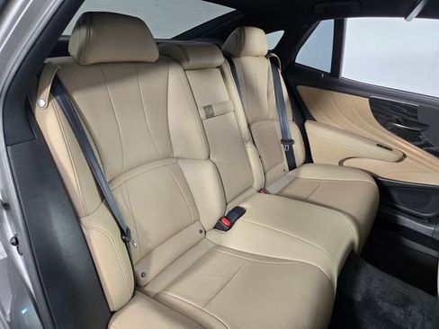 Used 2022 Lexus LS 500 AWD w/ Accessory Package (Z2) image 34