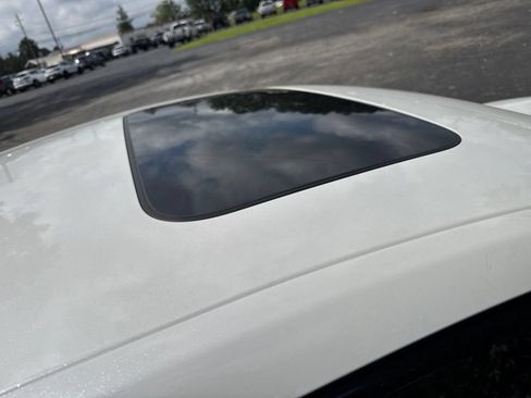 Used 2025 Honda Accord SE image 10