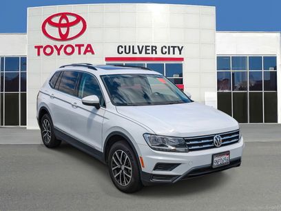 Used 2021 Volkswagen Tiguan SE w/ Panoramic Sunroof Package
