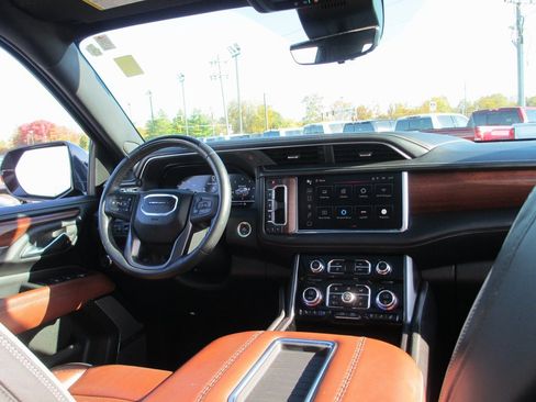 Certified 2023 GMC Yukon XL Denali Ultimate image 29