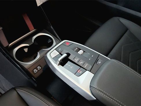 Used 2025 BMW X1 xDrive28i w/ Convenience Package image 16