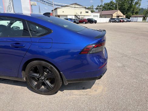 Used 2024 Honda Accord Sport image 7