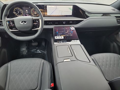 New 2026 INFINITI QX80 Autograph image 3