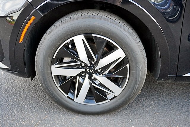 Used 2021 Kia Sorento S FWD image 15