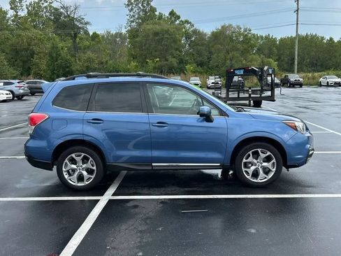 Used 2018 Subaru Forester 2.5i Touring w/ Popular Package #3B AWD/4WD image 10