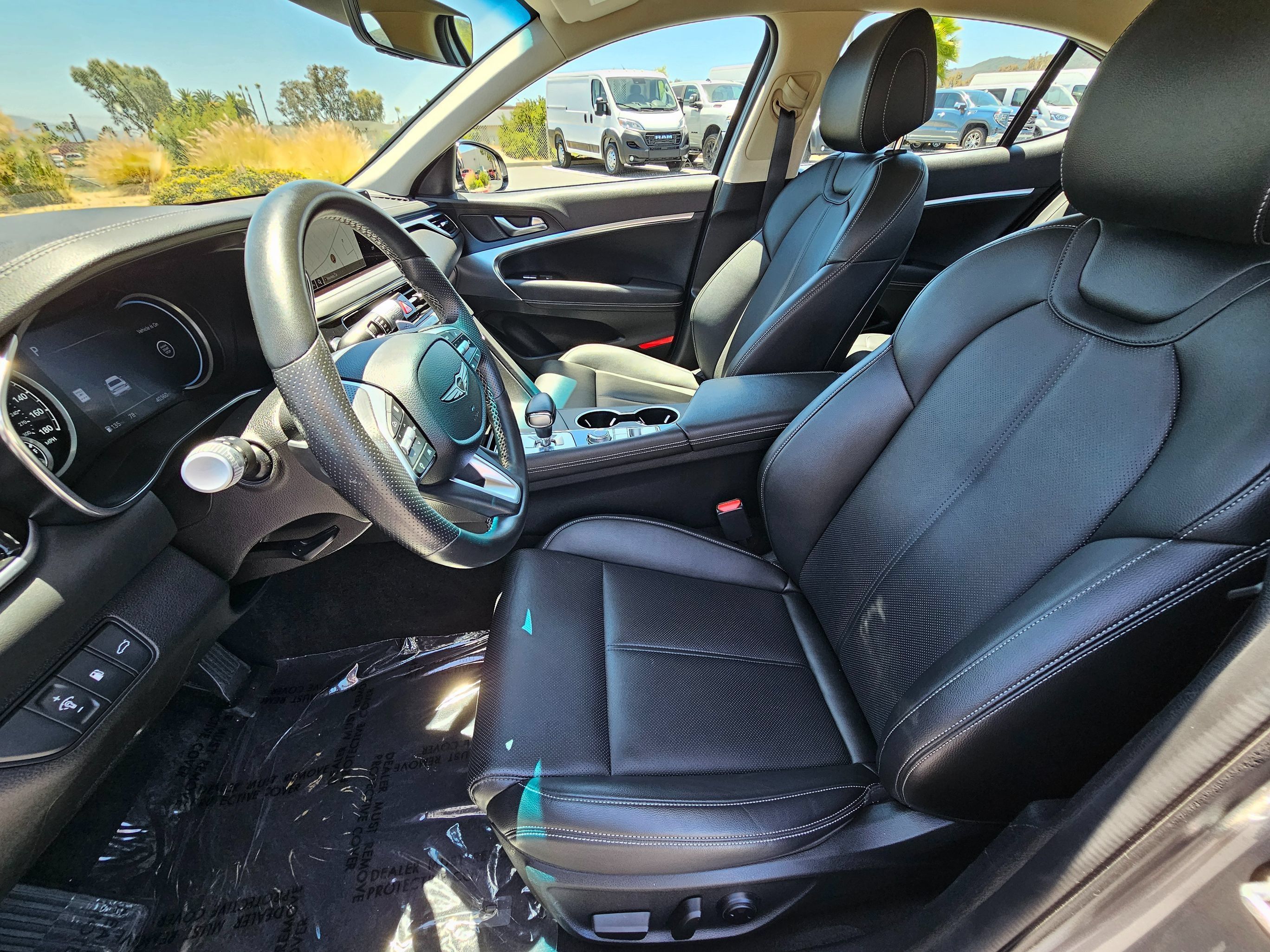 Used 2025 Genesis G70 2.5T RWD image 17