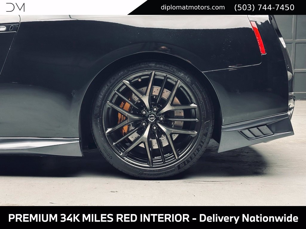 Used 2018 Nissan GT-R Premium w/ Premium Interior Package AWD/4WD image 40