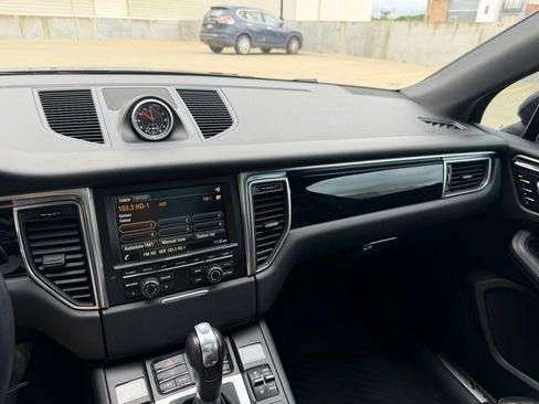 Used 2016 Porsche Macan S AWD/4WD image 16
