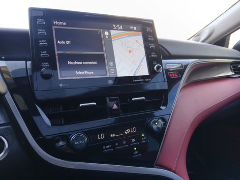 Used 2021 Toyota Camry XSE w/ Navigation Package image 21