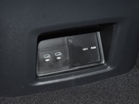 New 2026 Volkswagen Atlas Cross Sport SE image 16