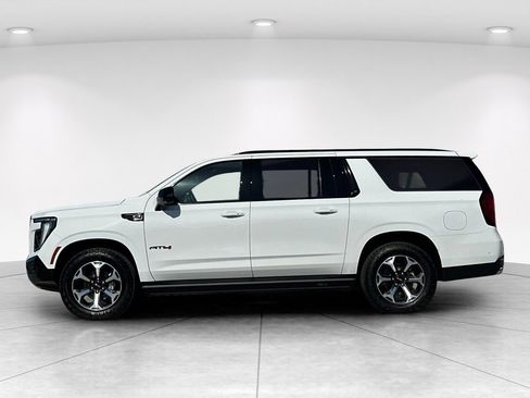 New 2026 GMC Yukon XL AT4 Ultimate AWD/4WD image 4