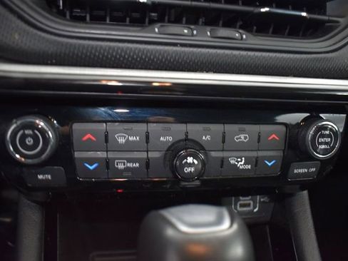 Used 2024 Jeep Compass Trailhawk image 24