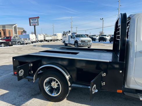 Used 2024 Chevrolet Silverado 3500 LT w/ Convenience Package image 9
