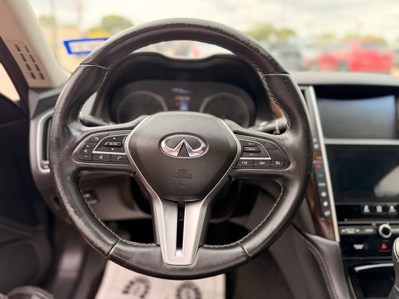 Used 2018 INFINITI Q50 Luxe w/ Cargo Package (L95) RWD image 18