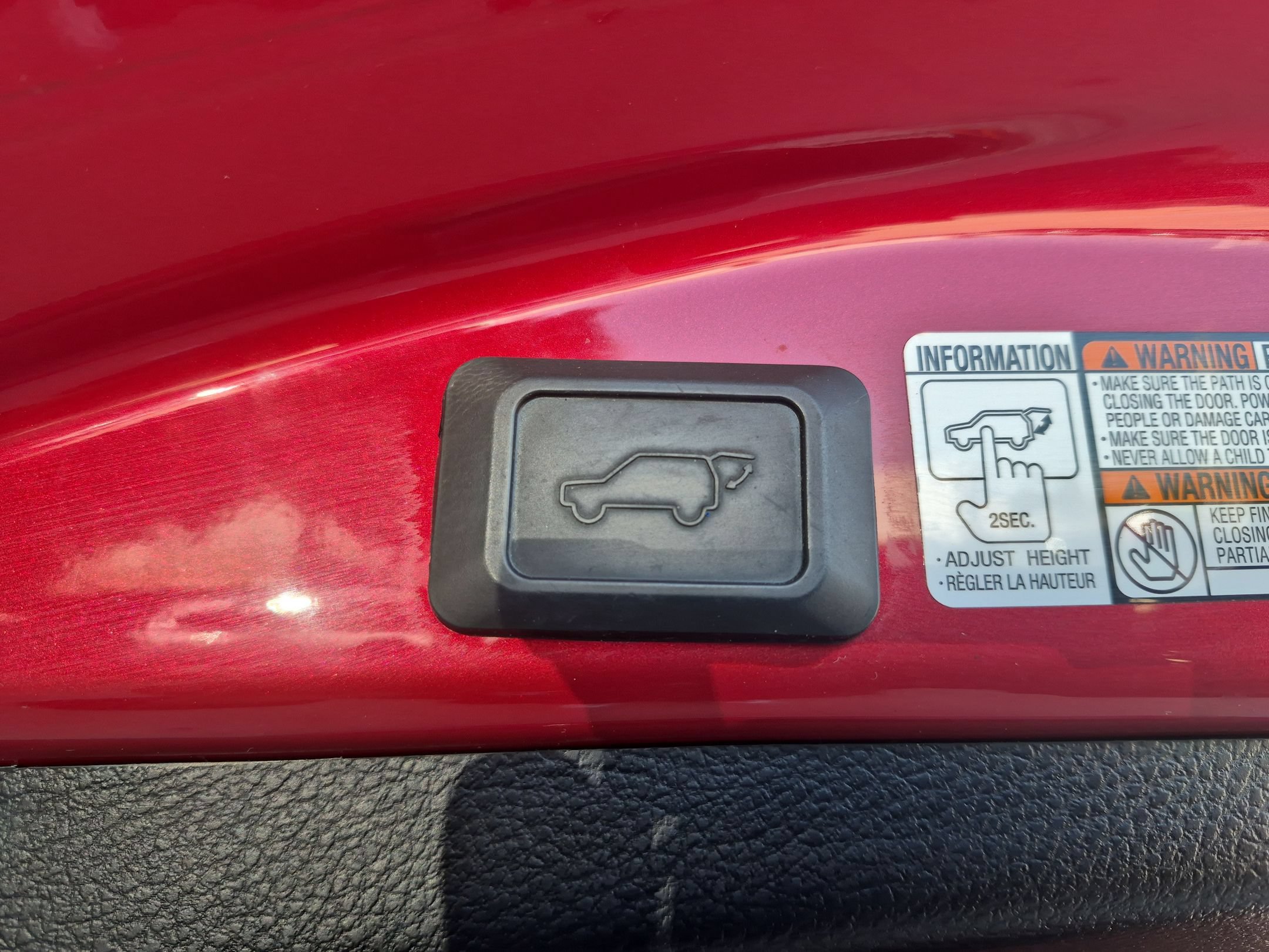 Used 2016 Toyota RAV4 Limited AWD/4WD image 28