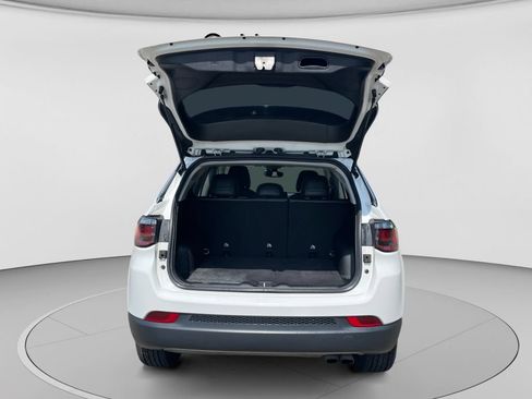 Used 2022 Jeep Compass Limited AWD/4WD image 15