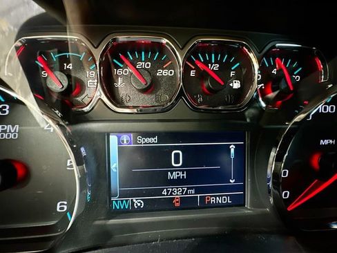 Used 2018 Chevrolet Silverado 1500 LT w/ True North Edition AWD/4WD image 14