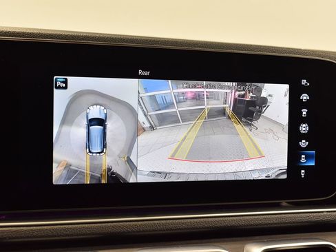 Used 2020 Mercedes-Benz GLE 350 4MATIC image 24