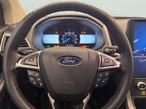 Certified 2024 Ford Edge SEL image 16