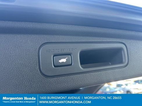 Used 2025 Honda Odyssey Elite image 39