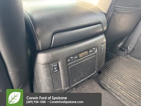 Used 2016 INFINITI QX80 Limited image 21
