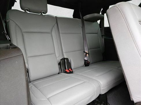 Used 2021 Chevrolet Tahoe Z71 image 21