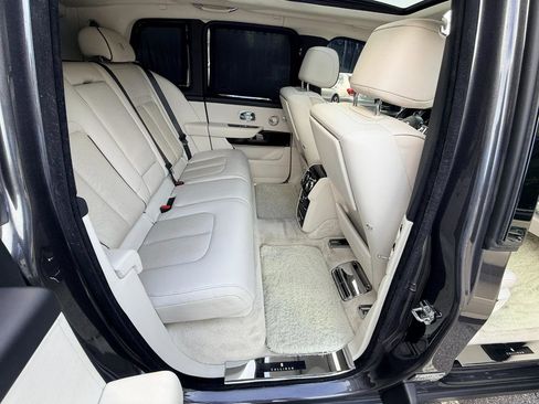 Used 2019 Rolls-Royce Cullinan AWD/4WD image 14