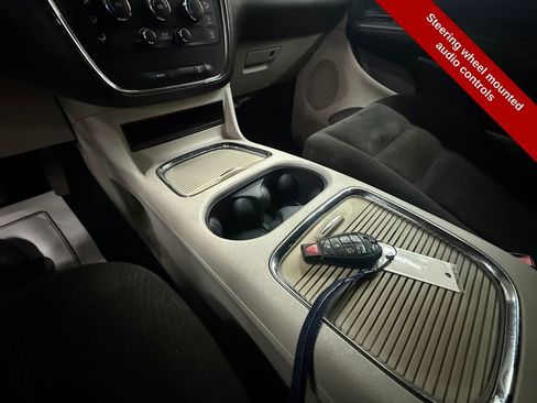 Used 2015 Dodge Grand Caravan SXT w/ Security Group FWD image 26