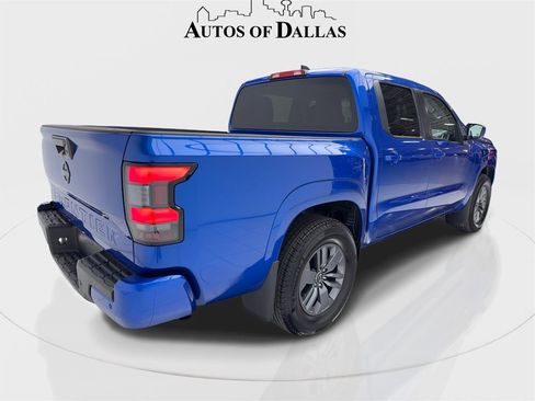 Used 2025 Nissan Frontier SV image 9