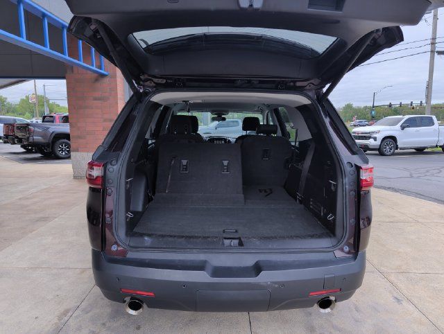 Used 2018 Chevrolet Traverse LT FWD image 21