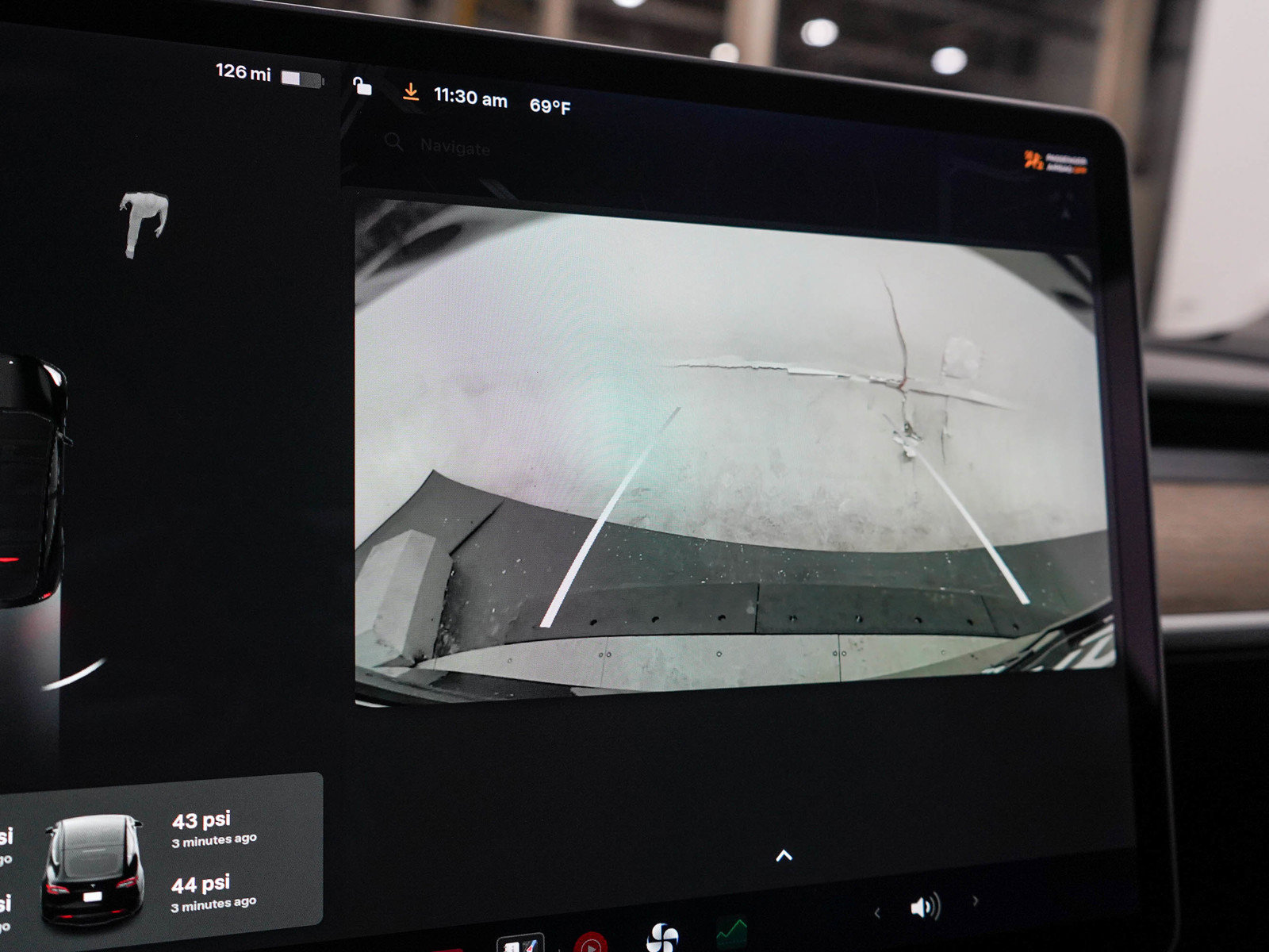 Used 2022 Tesla Model Y Long Range AWD/4WD image 27