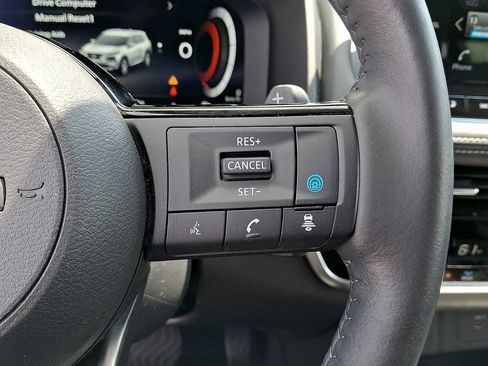 Used 2023 Nissan Rogue Platinum w/ Platinum Premium Package AWD/4WD image 23