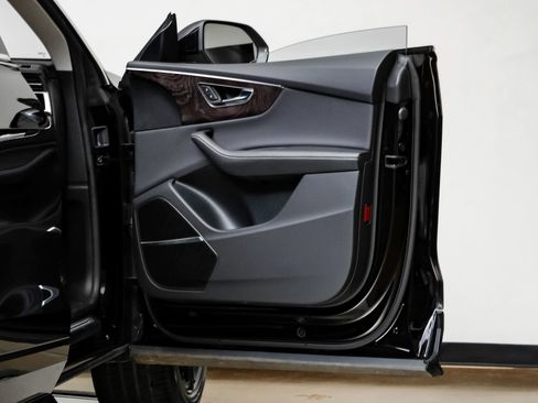 Used 2023 Audi Q8 Premium Plus w/ Premium Plus Package image 47