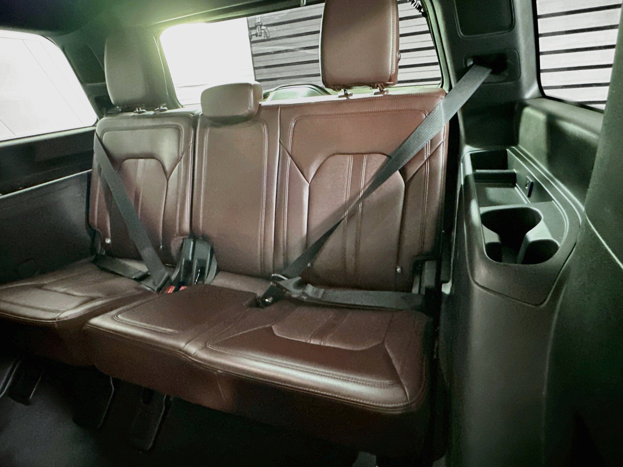 Used 2024 Ford Expedition Limited RWD image 28