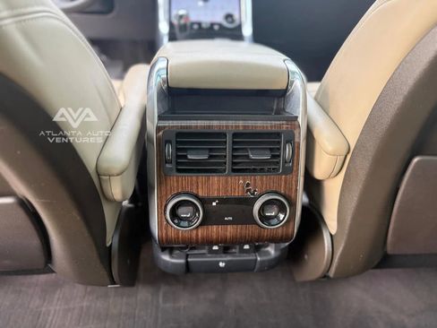 Used 2018 Land Rover Range Rover Sport HSE image 42