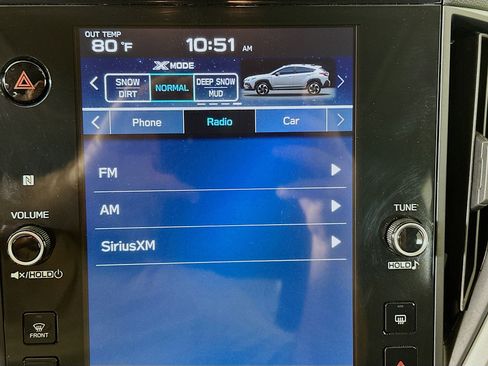 Used 2025 Subaru Crosstrek 2.0i Premium image 19