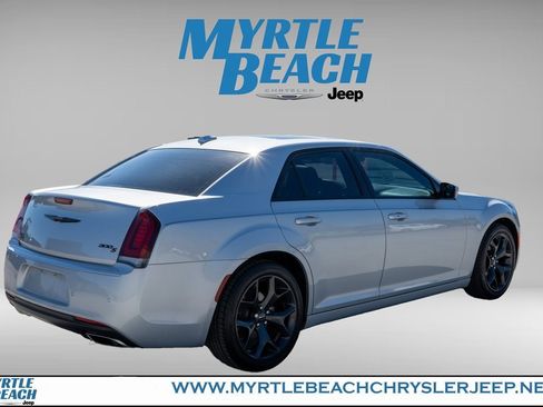 Used 2023 Chrysler 300 S w/ Comfort Group image 6