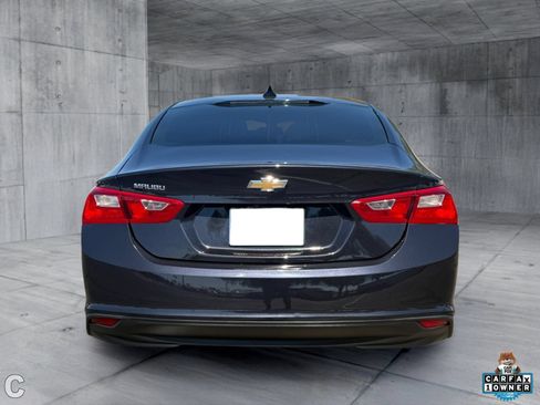 Certified 2022 Chevrolet Malibu LS FWD image 6
