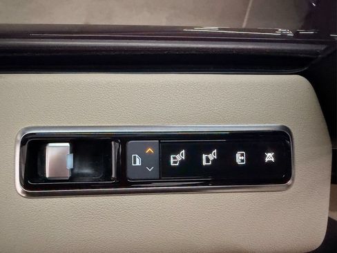 Used 2020 Land Rover Range Rover AWD/4WD image 30