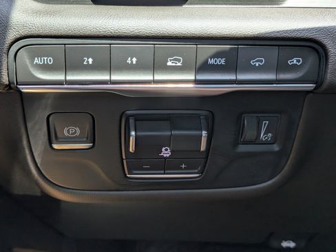 Certified 2023 Cadillac Escalade ESV Sport w/ Touring Package AWD/4WD image 26