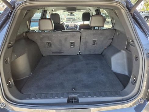 Certified 2022 Chevrolet Equinox RS w/ Infotainment Package image 23